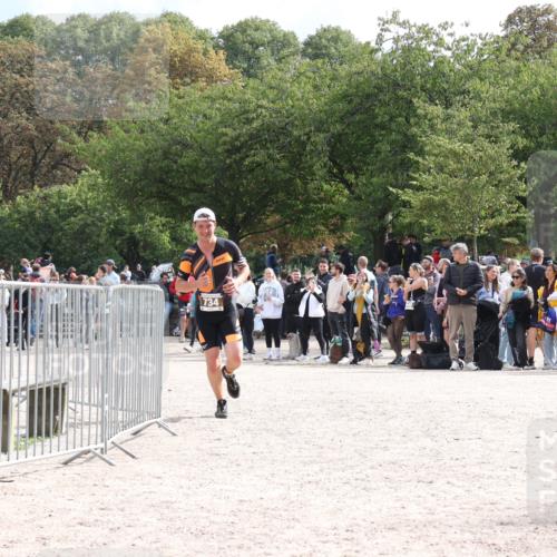 14.09.2025 - Stadtparktriathlon Strokosch-Dieckow http://msf.ph/oto/8888021 14.09.2025 11:58:29 Ziel 734 meine-sportfotos.de