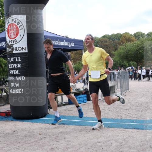 14.09.2025 - Stadtparktriathlon Strokosch-Dieckow http://msf.ph/oto/8888061 14.09.2025 11:59:19 Ziel 841, 889, 905 meine-sportfotos.de