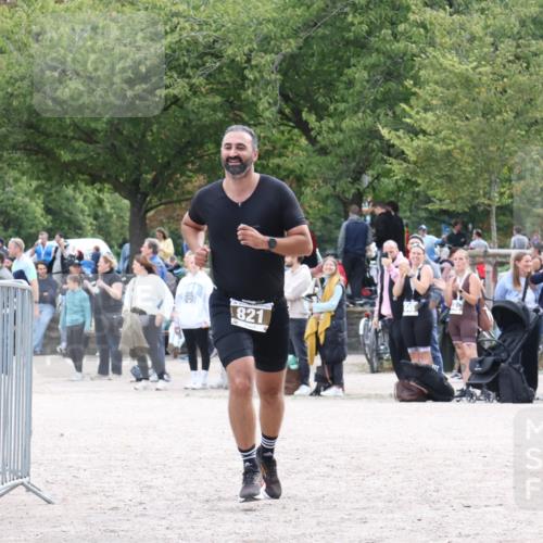 14.09.2025 - Stadtparktriathlon Strokosch-Dieckow http://msf.ph/oto/8888077 14.09.2025 11:59:54 Ziel 821 meine-sportfotos.de