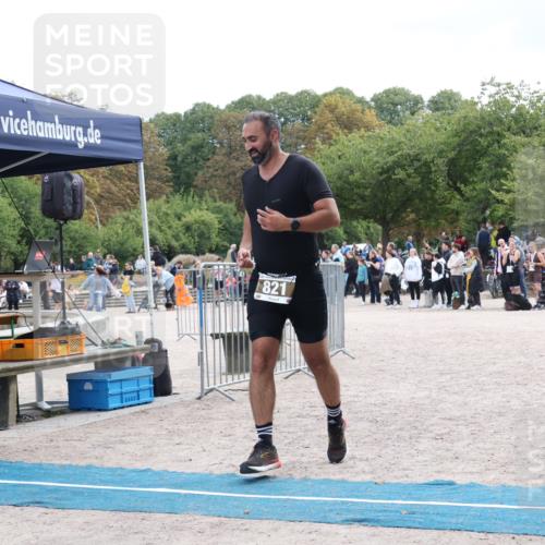 14.09.2025 - Stadtparktriathlon Strokosch-Dieckow http://msf.ph/oto/8888083 14.09.2025 11:59:56 Ziel 821 meine-sportfotos.de