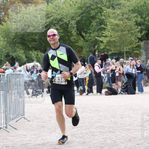 14.09.2025 - Stadtparktriathlon Strokosch-Dieckow http://msf.ph/oto/8888102 14.09.2025 12:00:10 Ziel 835, 838 meine-sportfotos.de