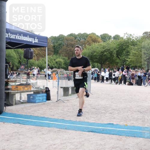 14.09.2025 - Stadtparktriathlon Strokosch-Dieckow http://msf.ph/oto/8888113 14.09.2025 12:00:20 Ziel 897 meine-sportfotos.de