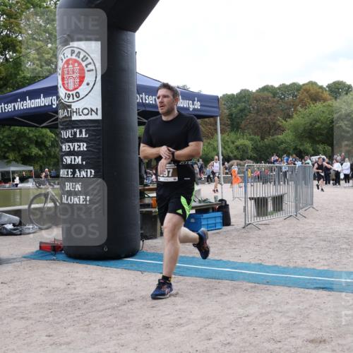 14.09.2025 - Stadtparktriathlon Strokosch-Dieckow http://msf.ph/oto/8888116 14.09.2025 12:00:21 Ziel 897 meine-sportfotos.de