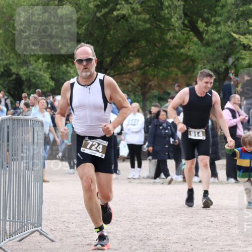 14.09.2025 - Stadtparktriathlon Strokosch-Dieckow http://msf.ph/oto/8888118 14.09.2025 12:00:26 Ziel 724, 897, 914 meine-sportfotos.de