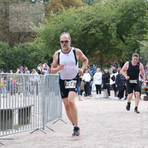 14.09.2025 - Stadtparktriathlon Strokosch-Dieckow http://msf.ph/oto/8888120 14.09.2025 12:00:27 Ziel 724, 897, 914 meine-sportfotos.de