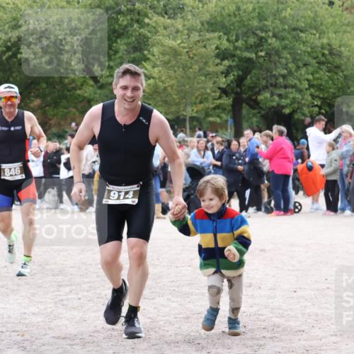 14.09.2025 - Stadtparktriathlon Strokosch-Dieckow http://msf.ph/oto/8888127 14.09.2025 12:00:31 Ziel 724, 846, 914 meine-sportfotos.de