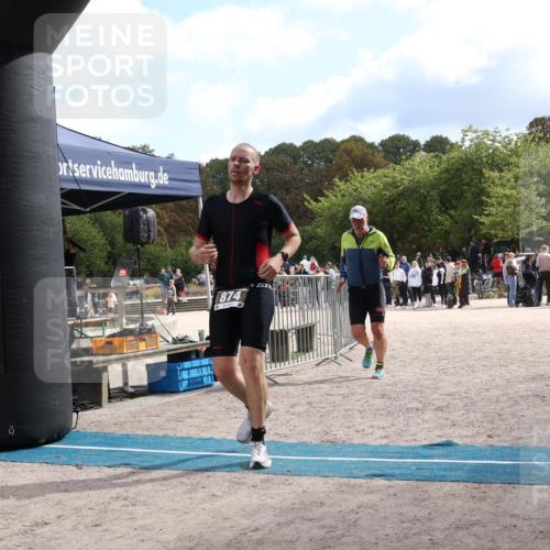 14.09.2025 - Stadtparktriathlon Strokosch-Dieckow http://msf.ph/oto/8888144 14.09.2025 12:01:16 Ziel 796, 858, 874 meine-sportfotos.de
