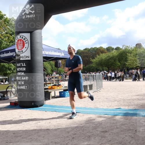 14.09.2025 - Stadtparktriathlon Strokosch-Dieckow http://msf.ph/oto/8888165 14.09.2025 12:01:32 Ziel 861, 921 meine-sportfotos.de