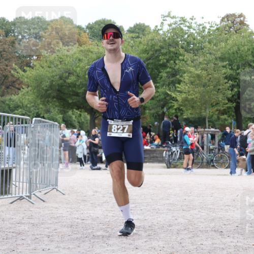 14.09.2025 - Stadtparktriathlon Strokosch-Dieckow http://msf.ph/oto/8888184 14.09.2025 12:02:55 Ziel 827 meine-sportfotos.de