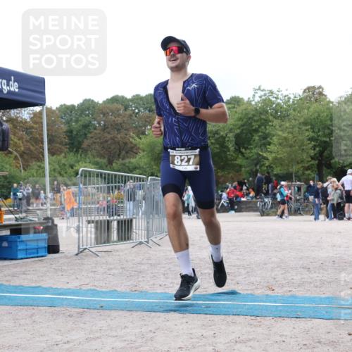 14.09.2025 - Stadtparktriathlon Strokosch-Dieckow http://msf.ph/oto/8888185 14.09.2025 12:02:56 Ziel 827 meine-sportfotos.de
