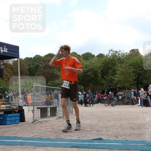 14.09.2025 - Stadtparktriathlon Strokosch-Dieckow http://msf.ph/oto/8888192 14.09.2025 12:03:11 Ziel 894 meine-sportfotos.de