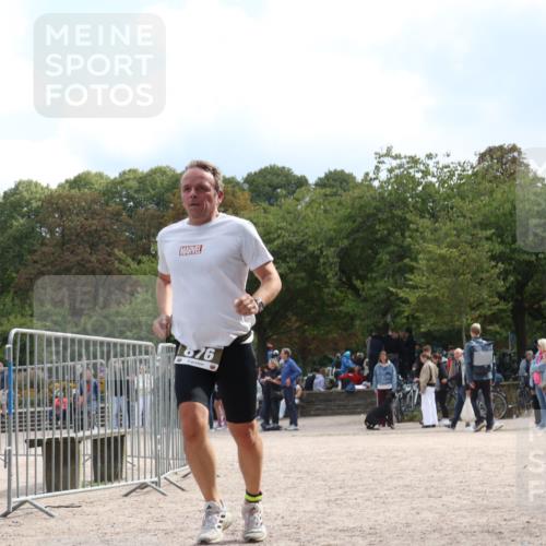 14.09.2025 - Stadtparktriathlon Strokosch-Dieckow http://msf.ph/oto/8888210 14.09.2025 12:04:11 Ziel 876, 917 meine-sportfotos.de