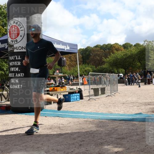 14.09.2025 - Stadtparktriathlon Strokosch-Dieckow http://msf.ph/oto/8888233 14.09.2025 12:06:19 Ziel 862 meine-sportfotos.de