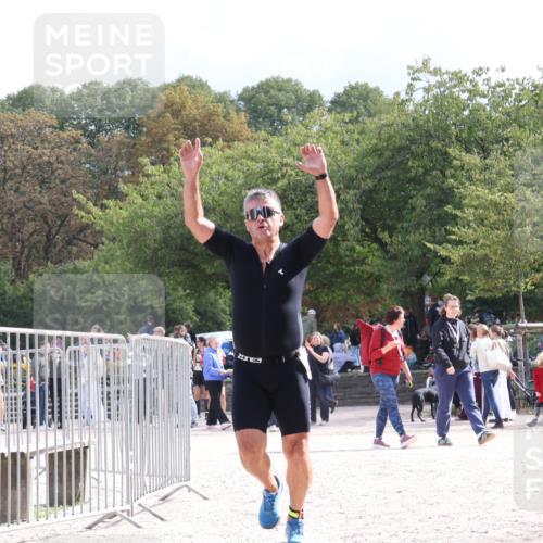 14.09.2025 - Stadtparktriathlon Strokosch-Dieckow http://msf.ph/oto/8888251 14.09.2025 12:08:13 Ziel 892 meine-sportfotos.de