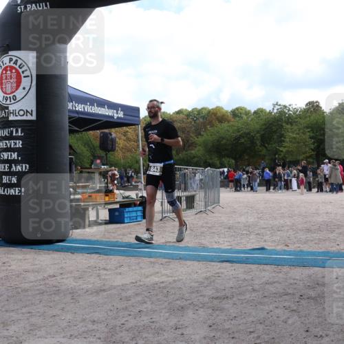 14.09.2025 - Stadtparktriathlon Strokosch-Dieckow http://msf.ph/oto/8888267 14.09.2025 12:08:34 Ziel 843, 870 meine-sportfotos.de