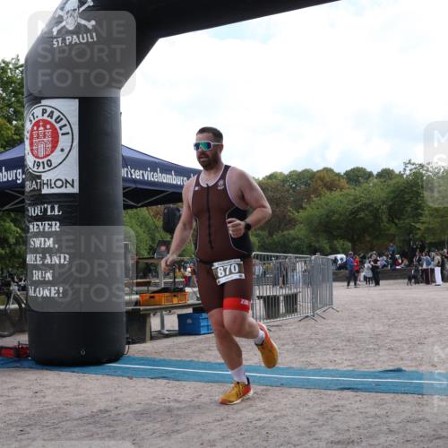 14.09.2025 - Stadtparktriathlon Strokosch-Dieckow http://msf.ph/oto/8888278 14.09.2025 12:08:40 Ziel 843, 870 meine-sportfotos.de