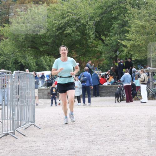 14.09.2025 - Stadtparktriathlon Strokosch-Dieckow http://msf.ph/oto/8888279 14.09.2025 12:09:35 Ziel 655 meine-sportfotos.de