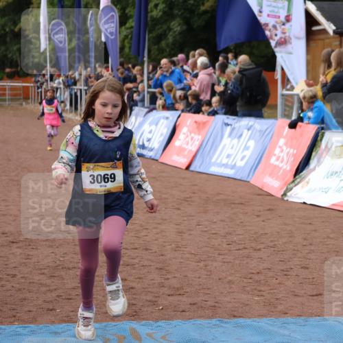 14.09.2025 - Airport Race Strokosch-Dieckow http://msf.ph/oto/8888296 14.09.2025 10:31:42 Ziel 3069, 3243, 3348 meine-sportfotos.de