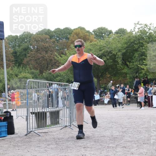 14.09.2025 - Stadtparktriathlon Strokosch-Dieckow http://msf.ph/oto/8888310 14.09.2025 12:10:36 Ziel 839 meine-sportfotos.de