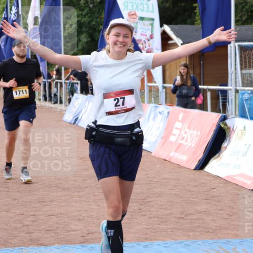 14.09.2025 - Airport Race Strokosch-Dieckow http://msf.ph/oto/8888321 14.09.2025 12:58:49 Ziel 27, 132, 1711, 4144 meine-sportfotos.de
