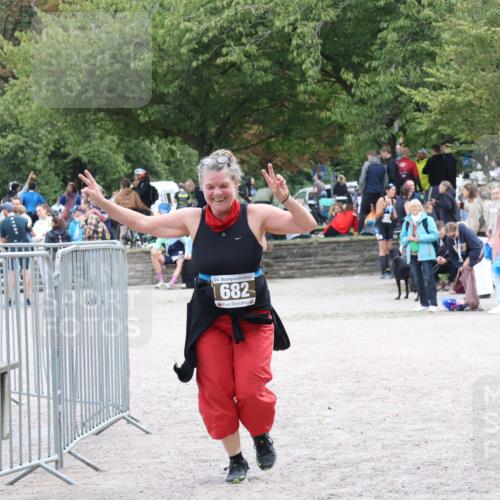 14.09.2025 - Stadtparktriathlon Strokosch-Dieckow http://msf.ph/oto/8888336 14.09.2025 12:12:23 Ziel 682 meine-sportfotos.de