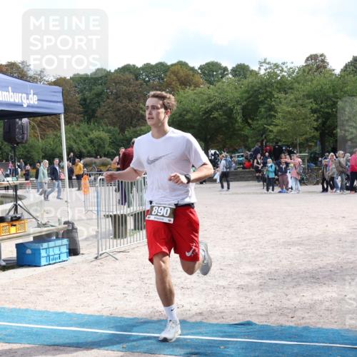 14.09.2025 - Stadtparktriathlon Strokosch-Dieckow http://msf.ph/oto/8888348 14.09.2025 12:13:15 Ziel 890, 902 meine-sportfotos.de