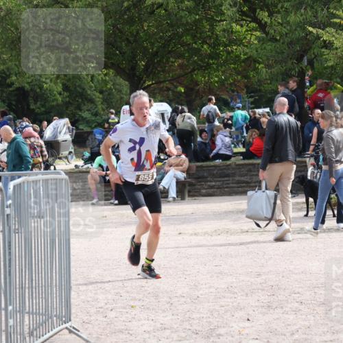 14.09.2025 - Stadtparktriathlon Strokosch-Dieckow http://msf.ph/oto/8888363 14.09.2025 12:13:37 Ziel 855 meine-sportfotos.de