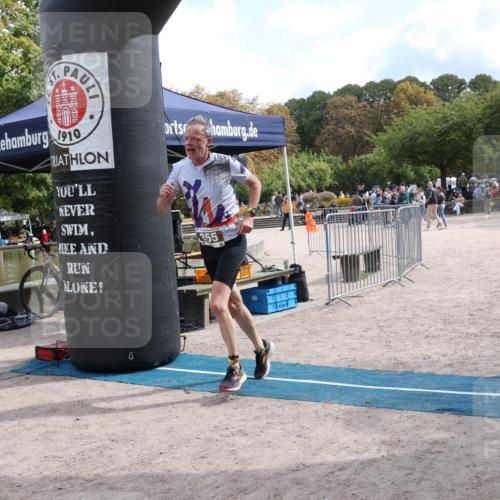 14.09.2025 - Stadtparktriathlon Strokosch-Dieckow http://msf.ph/oto/8888375 14.09.2025 12:13:41 Ziel 855 meine-sportfotos.de