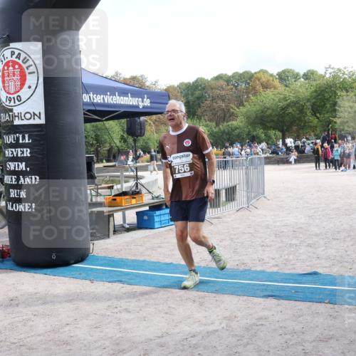 14.09.2025 - Stadtparktriathlon Strokosch-Dieckow http://msf.ph/oto/8888386 14.09.2025 12:13:56 Ziel 756 meine-sportfotos.de