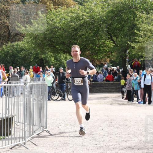 14.09.2025 - Stadtparktriathlon Strokosch-Dieckow http://msf.ph/oto/8888414 14.09.2025 12:16:13 Ziel 822, 987 meine-sportfotos.de