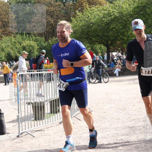 14.09.2025 - Stadtparktriathlon Strokosch-Dieckow http://msf.ph/oto/8888434 14.09.2025 12:16:27 Ziel 877, 916 meine-sportfotos.de