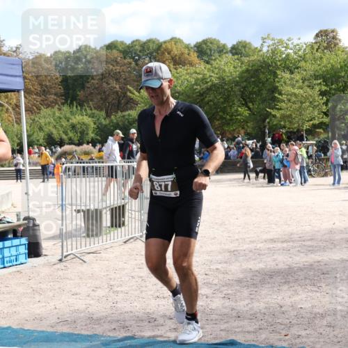 14.09.2025 - Stadtparktriathlon Strokosch-Dieckow http://msf.ph/oto/8888437 14.09.2025 12:16:28 Ziel 877, 916 meine-sportfotos.de