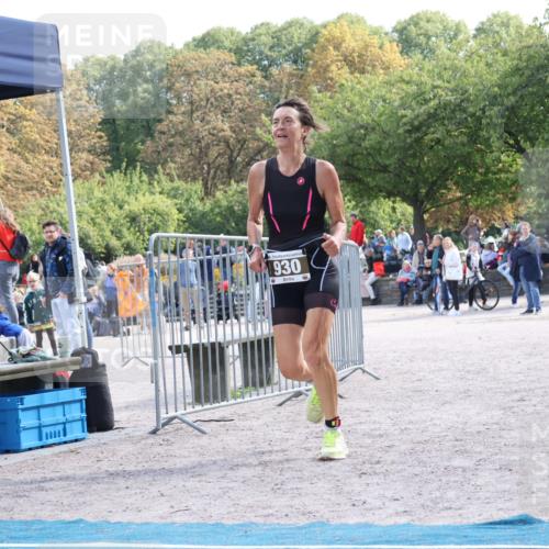 14.09.2025 - Stadtparktriathlon Strokosch-Dieckow http://msf.ph/oto/8888453 14.09.2025 12:22:14 Ziel 930, 950 meine-sportfotos.de