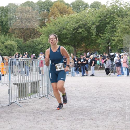 14.09.2025 - Stadtparktriathlon Strokosch-Dieckow http://msf.ph/oto/8888505 14.09.2025 12:26:20 Ziel 968 meine-sportfotos.de