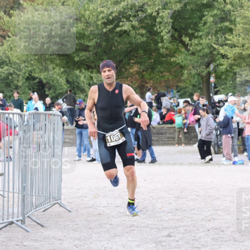 14.09.2025 - Stadtparktriathlon Strokosch-Dieckow http://msf.ph/oto/8888512 14.09.2025 12:26:45 Ziel 1067 meine-sportfotos.de