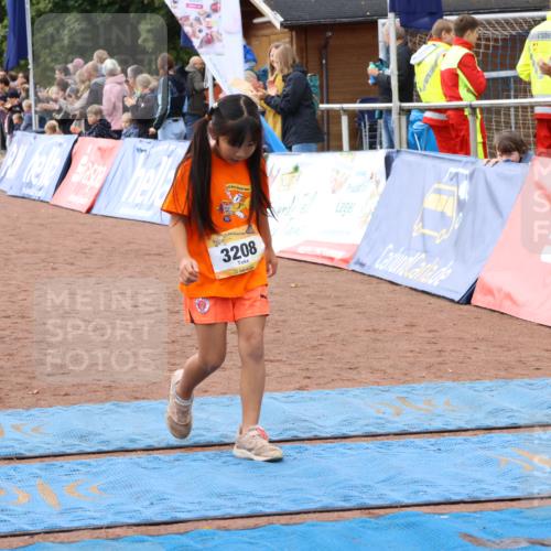 14.09.2025 - Airport Race Strokosch-Dieckow http://msf.ph/oto/8888519 14.09.2025 10:32:17 Ziel 3208 meine-sportfotos.de