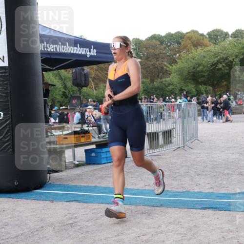14.09.2025 - Stadtparktriathlon Strokosch-Dieckow http://msf.ph/oto/8888531 14.09.2025 12:26:56 Ziel 1015 meine-sportfotos.de