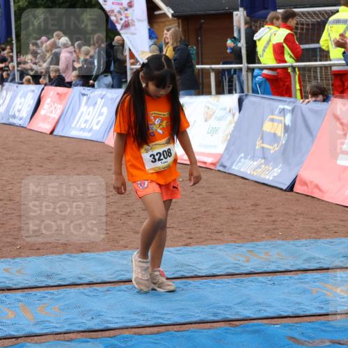 14.09.2025 - Airport Race Strokosch-Dieckow http://msf.ph/oto/8888541 14.09.2025 10:32:18 Ziel 3208 meine-sportfotos.de