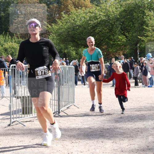 14.09.2025 - Stadtparktriathlon Strokosch-Dieckow http://msf.ph/oto/8888575 14.09.2025 12:28:06 Ziel 947, 979, 989 meine-sportfotos.de