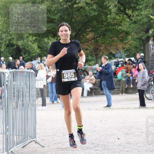 14.09.2025 - Stadtparktriathlon Strokosch-Dieckow http://msf.ph/oto/8888604 14.09.2025 12:29:20 Ziel 938, 985 meine-sportfotos.de
