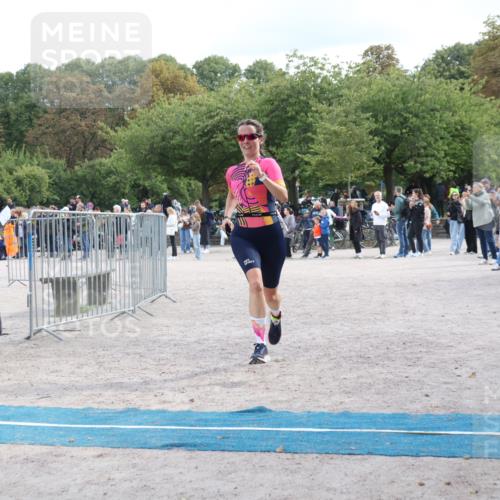 14.09.2025 - Stadtparktriathlon Strokosch-Dieckow http://msf.ph/oto/8888617 14.09.2025 12:29:24 Ziel 938, 985 meine-sportfotos.de