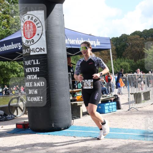 14.09.2025 - Stadtparktriathlon Strokosch-Dieckow http://msf.ph/oto/8888632 14.09.2025 12:29:45 Ziel 976, 1000 meine-sportfotos.de
