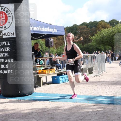 14.09.2025 - Stadtparktriathlon Strokosch-Dieckow http://msf.ph/oto/8888645 14.09.2025 12:29:50 Ziel 926, 976, 1000 meine-sportfotos.de