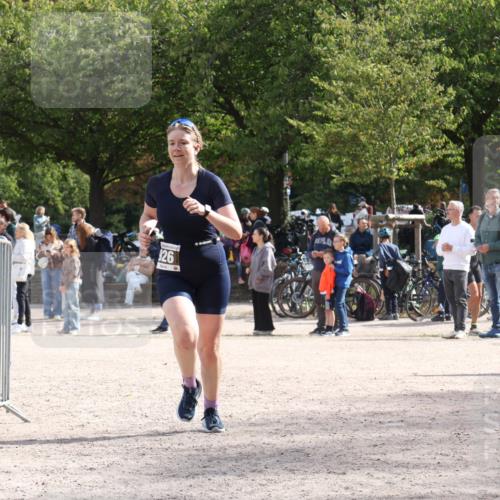14.09.2025 - Stadtparktriathlon Strokosch-Dieckow http://msf.ph/oto/8888652 14.09.2025 12:29:53 Ziel 925, 926, 1000 meine-sportfotos.de