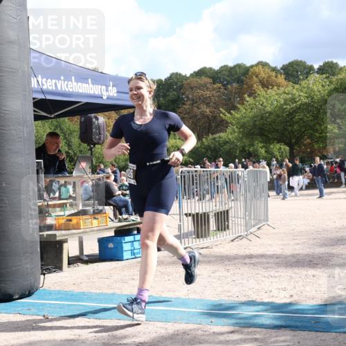 14.09.2025 - Stadtparktriathlon Strokosch-Dieckow http://msf.ph/oto/8888658 14.09.2025 12:29:55 Ziel 925, 926, 1000 meine-sportfotos.de