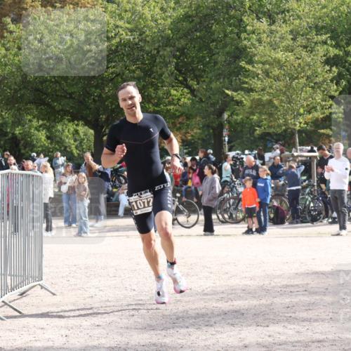 14.09.2025 - Stadtparktriathlon Strokosch-Dieckow http://msf.ph/oto/8888674 14.09.2025 12:30:04 Ziel 925, 961, 1072 meine-sportfotos.de