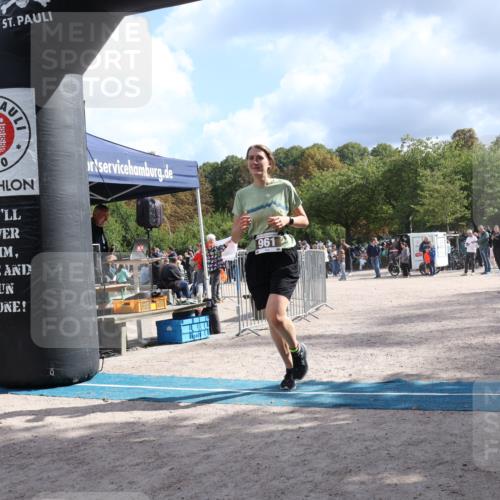 14.09.2025 - Stadtparktriathlon Strokosch-Dieckow http://msf.ph/oto/8888688 14.09.2025 12:30:11 Ziel 961, 1072 meine-sportfotos.de