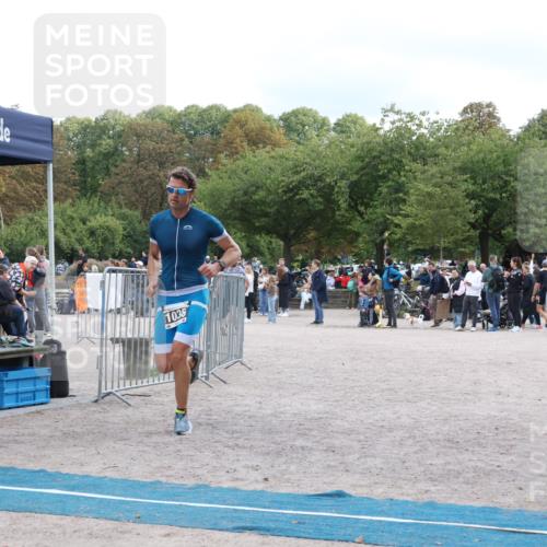 14.09.2025 - Stadtparktriathlon Strokosch-Dieckow http://msf.ph/oto/8888700 14.09.2025 12:30:34 Ziel 1036 meine-sportfotos.de