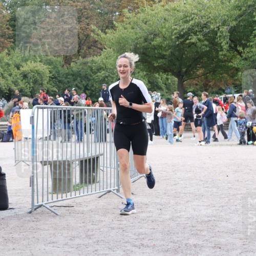 14.09.2025 - Stadtparktriathlon Strokosch-Dieckow http://msf.ph/oto/8888708 14.09.2025 12:30:44 Ziel 949 meine-sportfotos.de