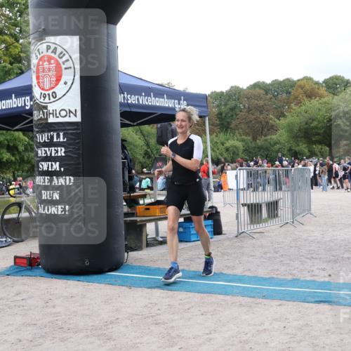 14.09.2025 - Stadtparktriathlon Strokosch-Dieckow http://msf.ph/oto/8888712 14.09.2025 12:30:45 Ziel 949 meine-sportfotos.de